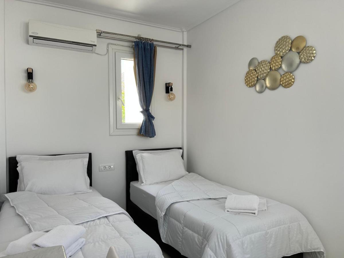 3 Bedroom House Included Free Car Rental Perísza Kültér fotó