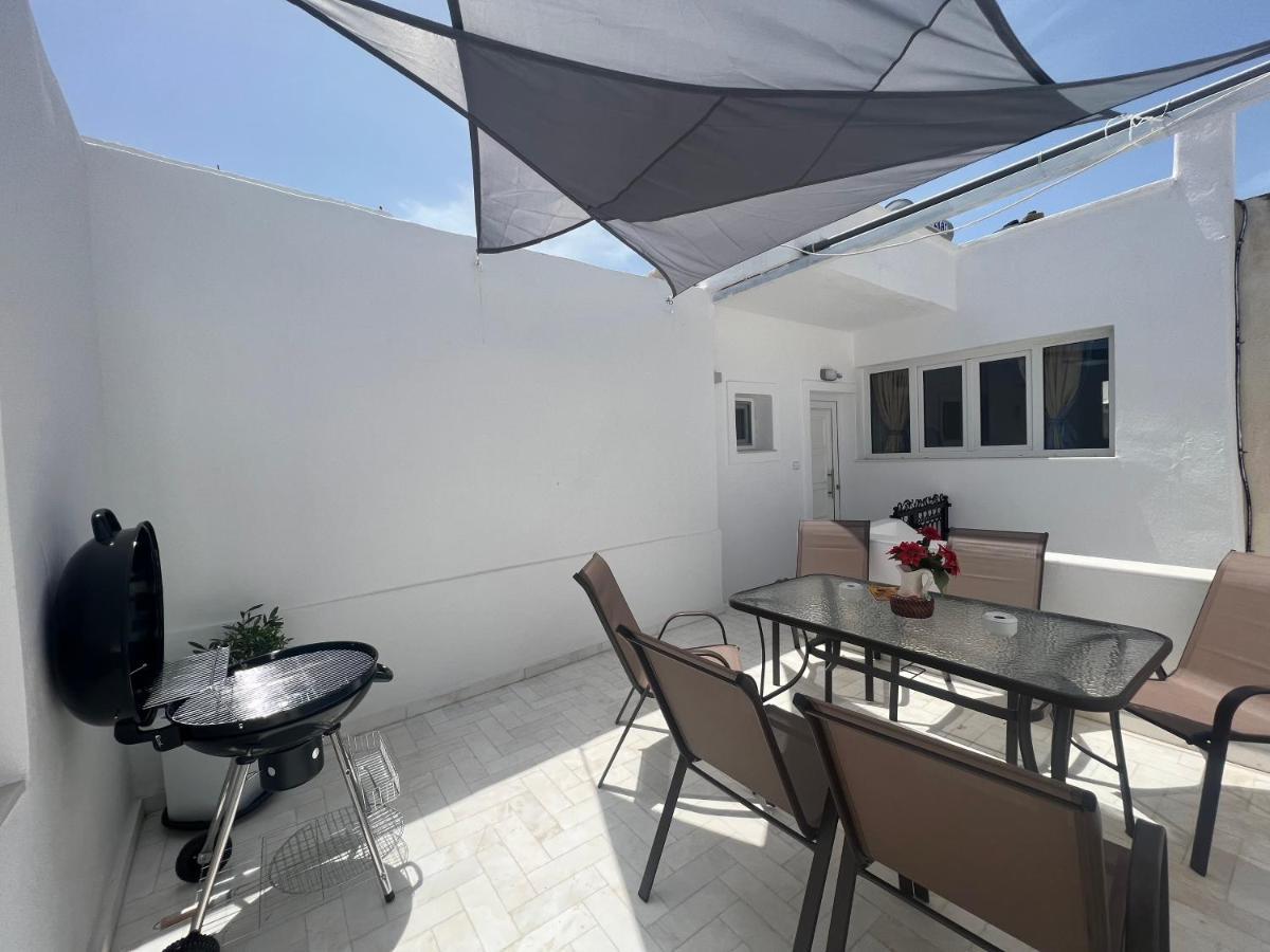 3 Bedroom House Included Free Car Rental Perísza Kültér fotó