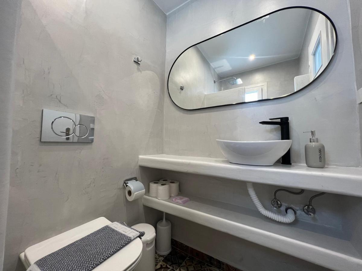 3 Bedroom House Included Free Car Rental Perísza Kültér fotó
